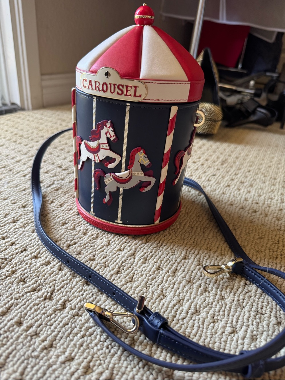 kate spade Carousel Carousel-Style Crossbody Bag in Navy, Red, White. Like new.